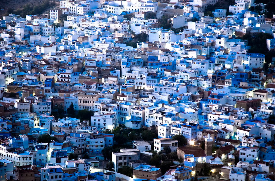 Chefchaouen – la ville bleue du Maroc – Romantikes