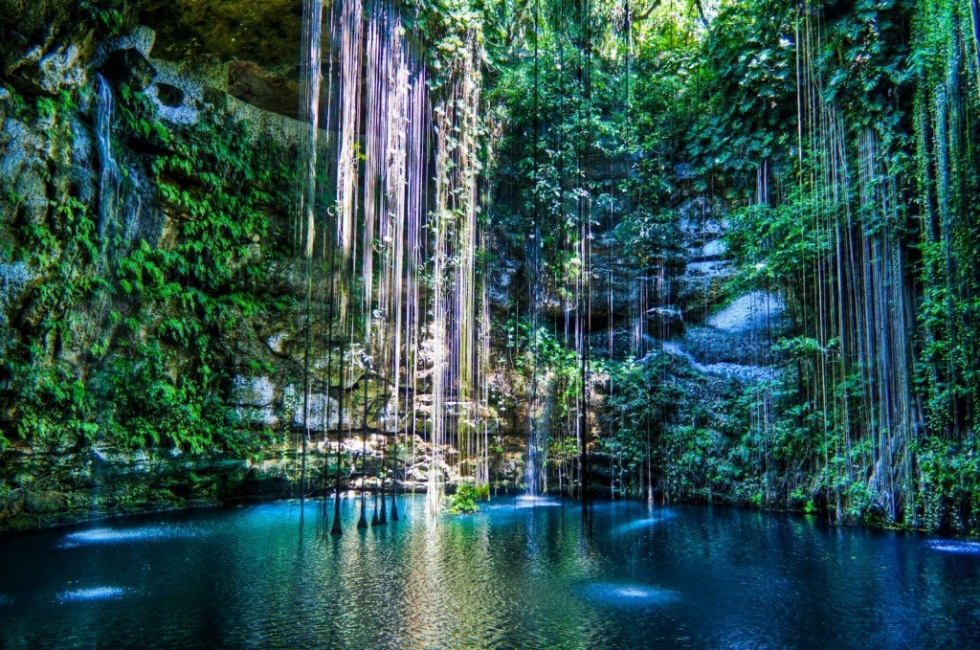 Sacred Cenote in Chichén Itzá