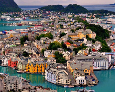 The Beautiful Art Nouveau City Ålesund in Norway