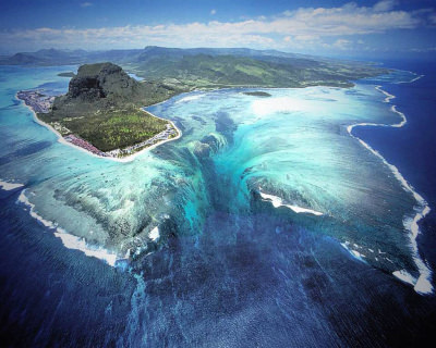 A Unique Underwater Waterfall in Mauritius