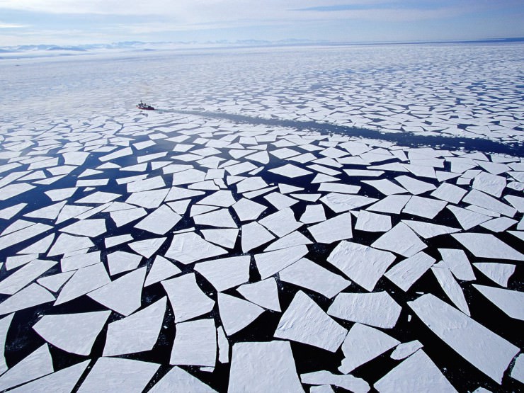 خارج از این تجربه جهانی در McMurdo صدا، قطب جنوب