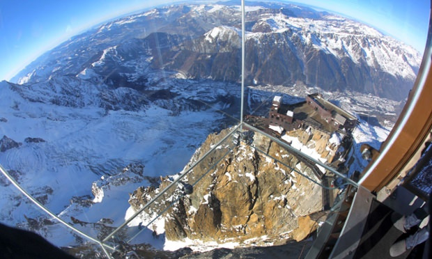 Step Into the Void – a Breathtaking Glass Skywalk in the Alps, France