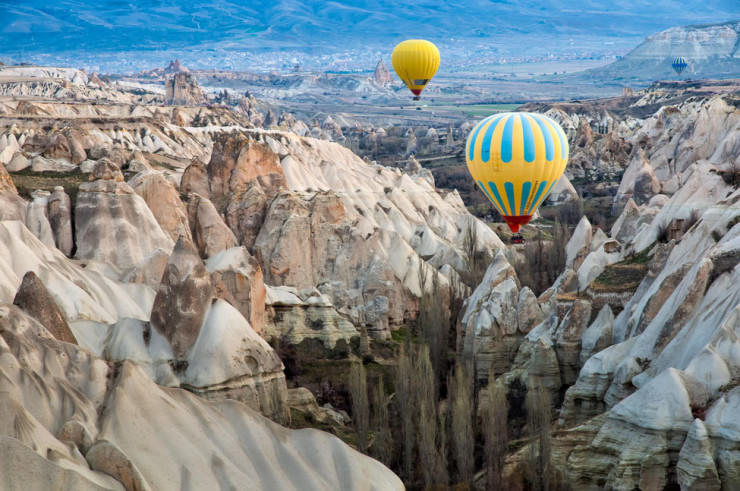 Top 10 Hot Air Ballooning-Cappadocia-Photo by  Natapong P