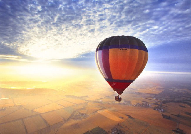 Top 10 Hot Air Ballooning-yarra3