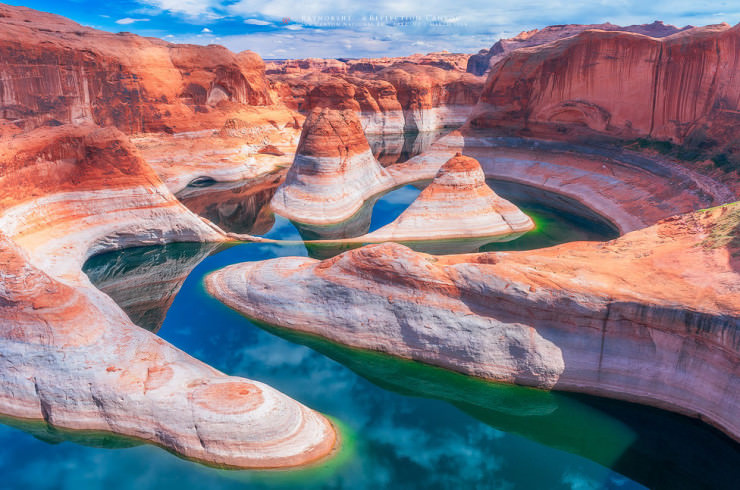 Reflection Canyon-Photo by Wan Shi