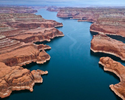 Lake Powell – Stunning Lake in the Canyons, USA