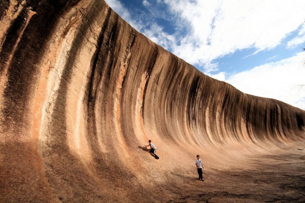 Wave Rock – a Natural Wall in Hyden, Western Australia