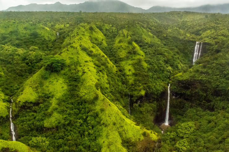 Top 29 Hawaii-Waterfalls in Kauai-Photo by Abhishek Roy