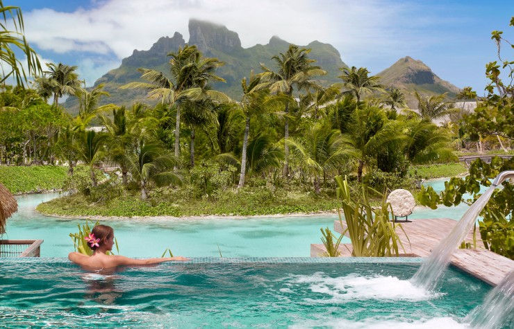 Top 10 Resorts-Bora Bora4
