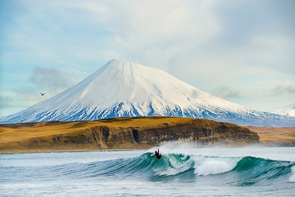 Top 10 Best Surfing Spots in 2015