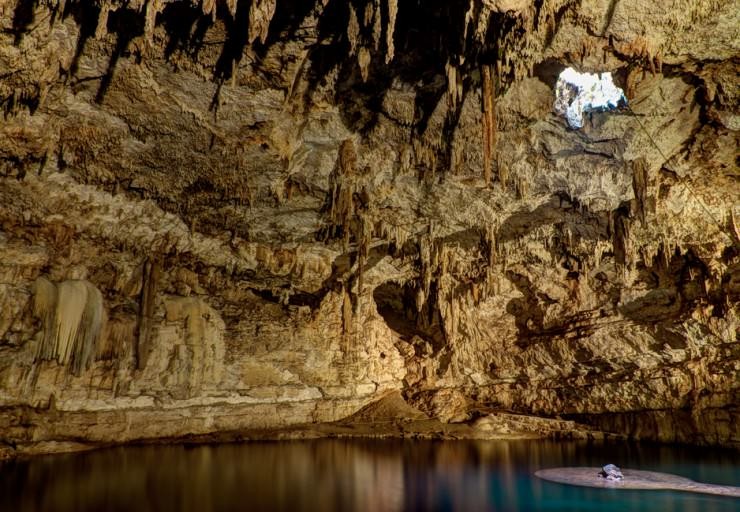 Top Mexico-Cenote-Photo by Damian Vines