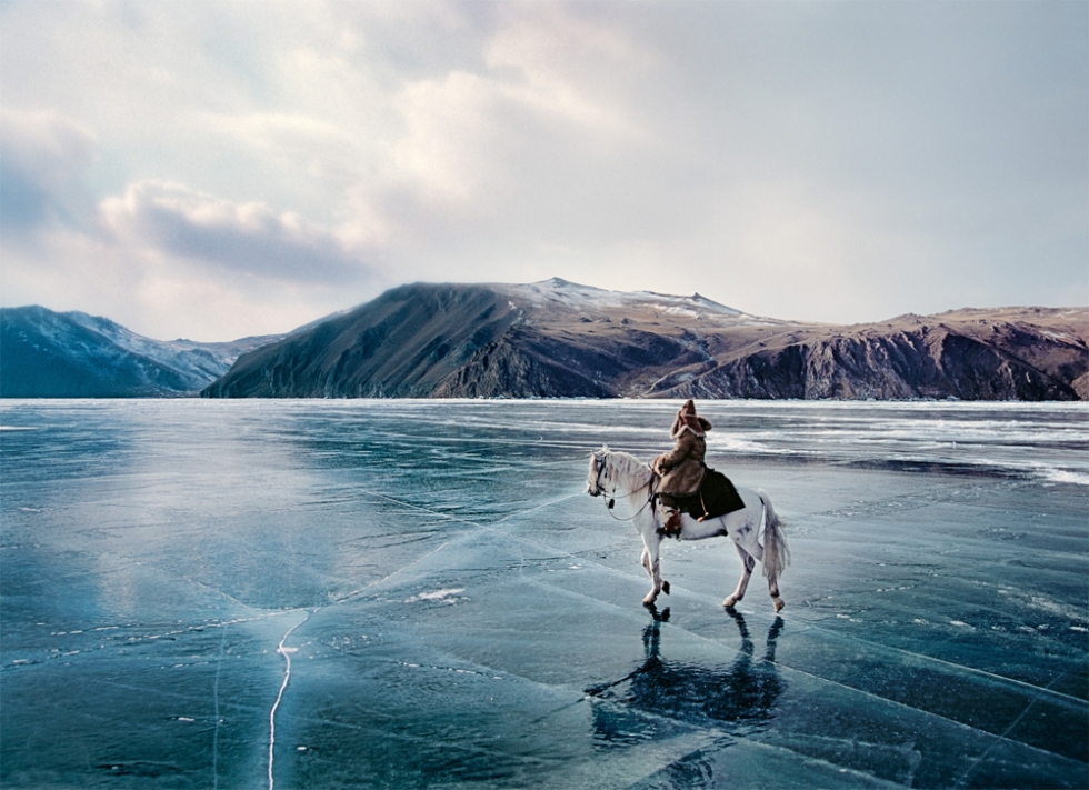 Top 10 Beautiful Frozen Lakes