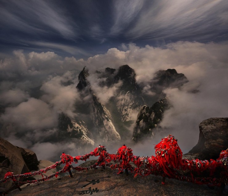 Huashan-Photo by Weerapong Chaipuck