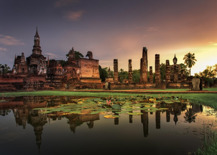 Sukhothai historical park, the old town of Thailand in 800 year ago