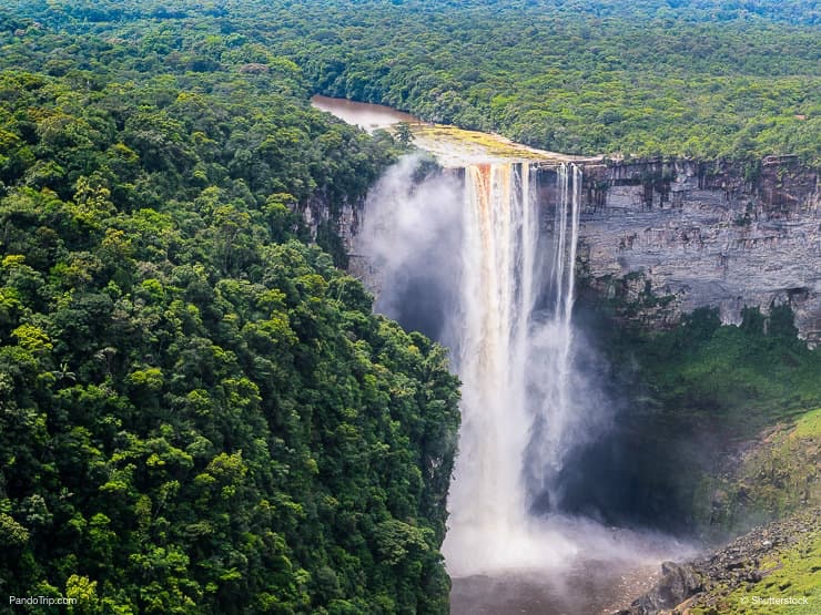 Cataratas Kaieteur y selva tropical