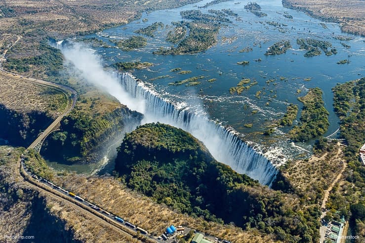 Vue des chutes Victoria depuis le ciel