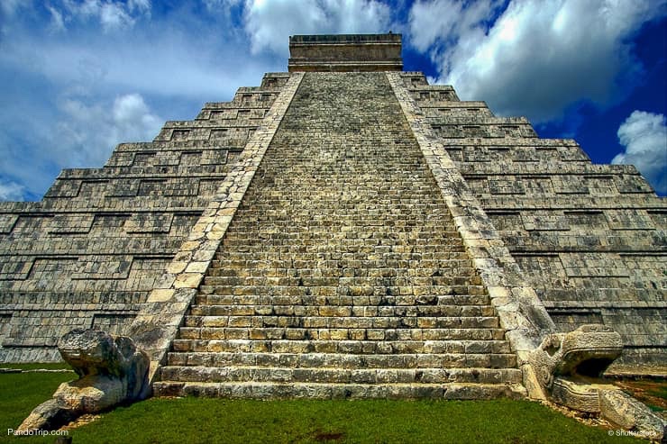 The stairs of Chichen Itza, Mexico