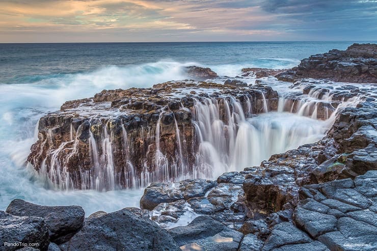 Queen's Bath on the island of Kauai, Hawaii