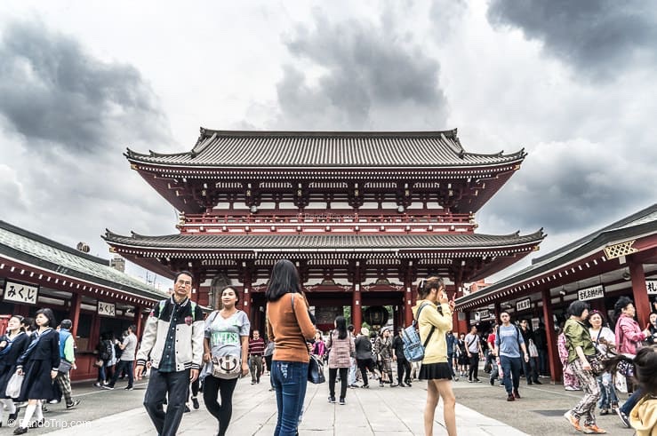 Sensoji temple on cloudy day