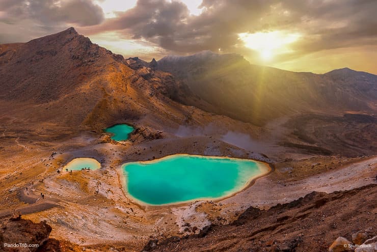 Sunrise over Emerald lakes on Tongariro Crossing track, Tongariro National Park, New Zealand