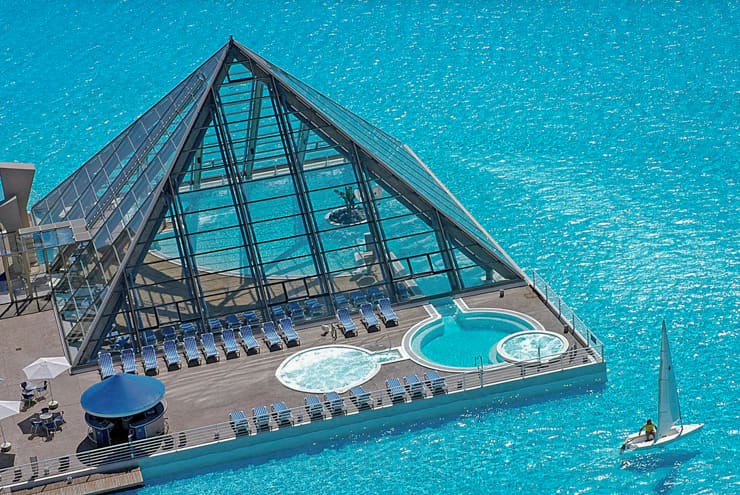 Pool at San Alfonso del Mar Resort, Algarrobo, Chile