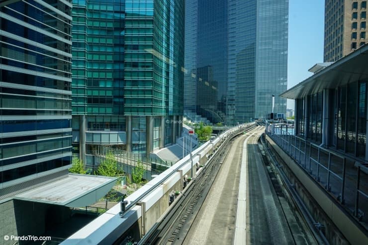 Modern Tokyo and Yurikamome Line to Odaiba