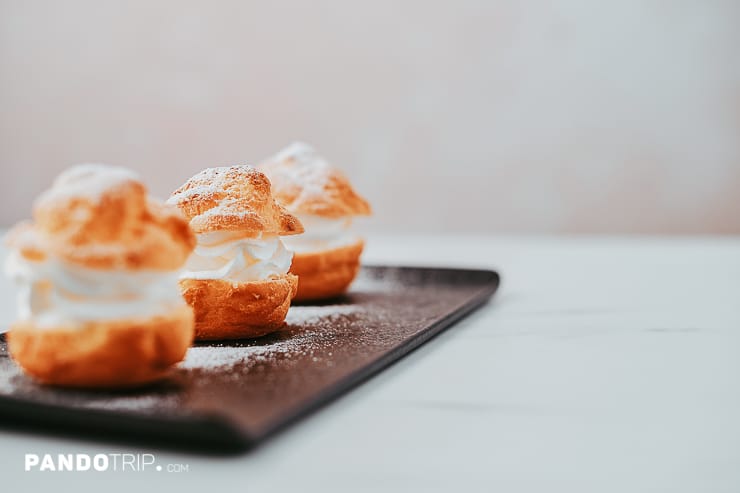 Choux a la Creme