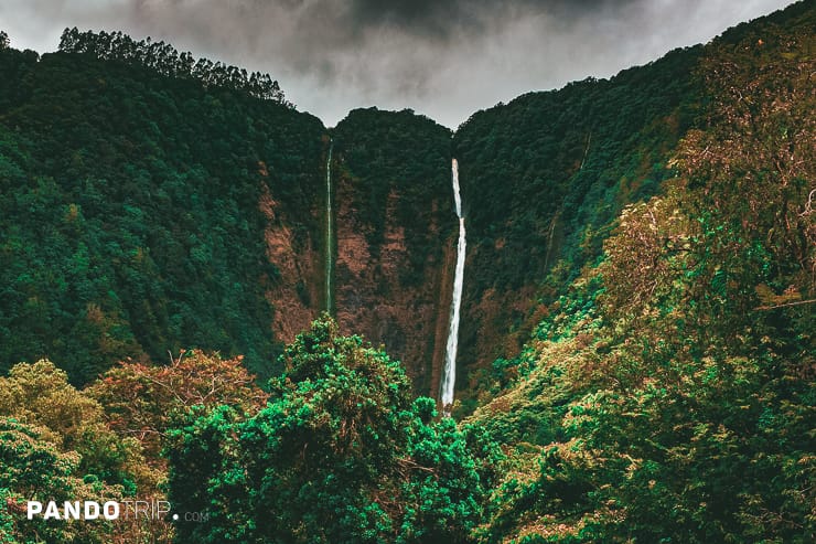 Hiilawe Falls, Waipio Valley, Big Island, Hawaii