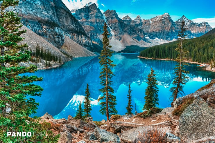 Moraine Lake, Valley of the Ten Peaks, Canada