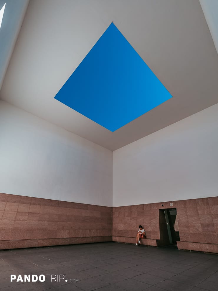 Blue Planet Sky by James Turrell in Kanazawa