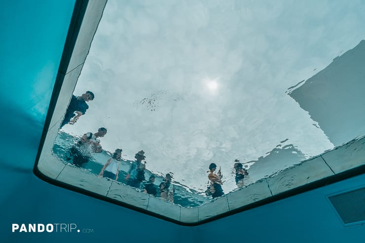 Fake Swimming Pool by Leandro Erlich in Kanazawa