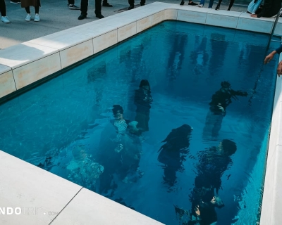 Fake Swimming Pool in Kanazawa, Japan by Leandro Erlich (Updated 2022)