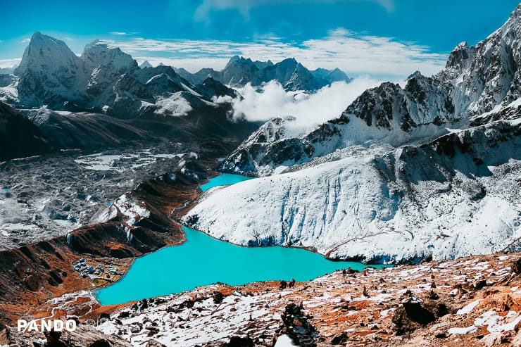 Himalayas hiking trail in Nepal