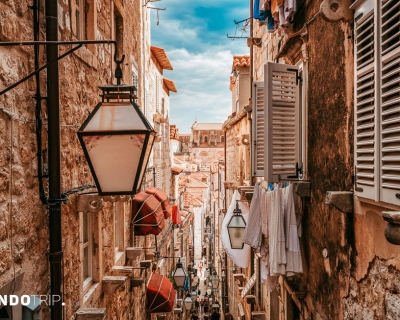 Top 10 Most Enticing Alleys