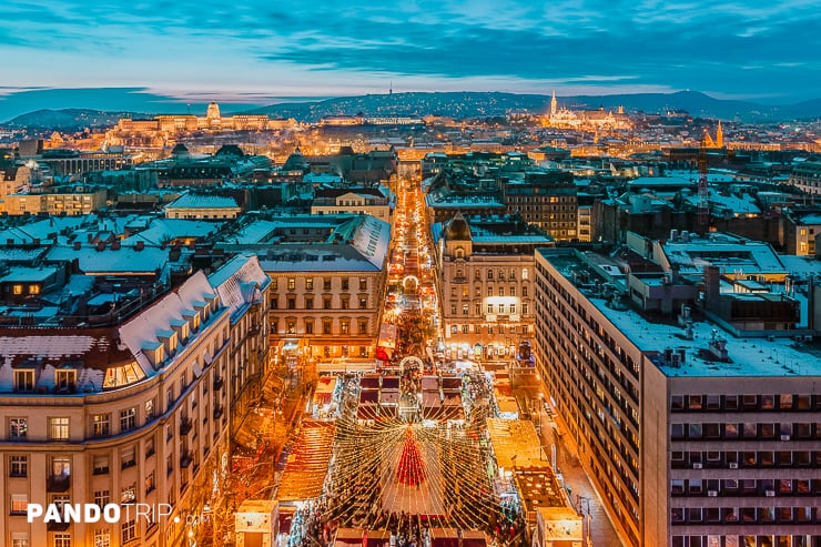 Basilica Christmas Tree and Christmas market in Budapest