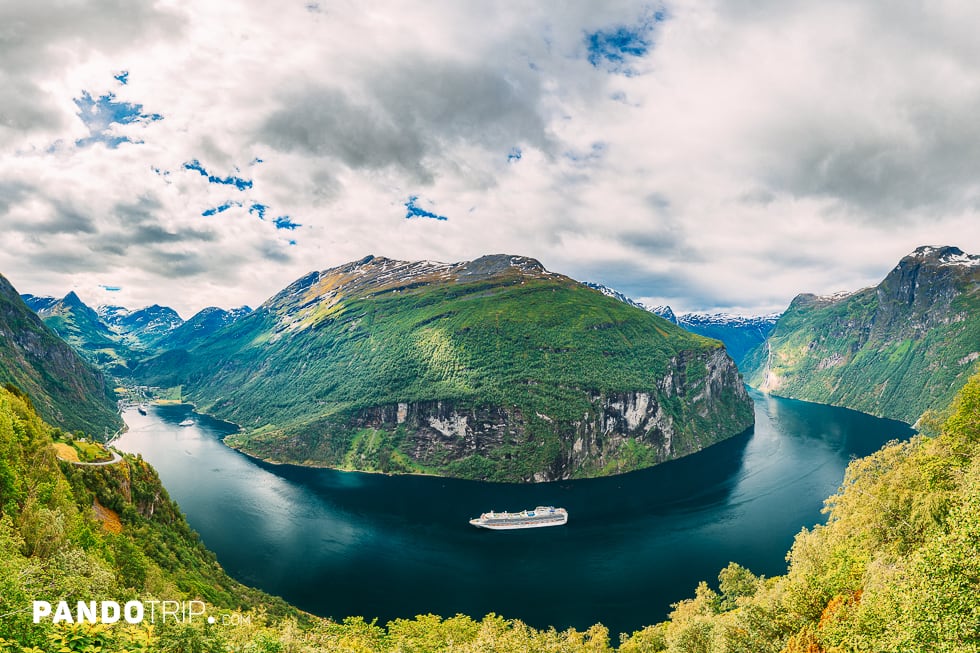 Top 10 Beautiful Fjords Around the Earth