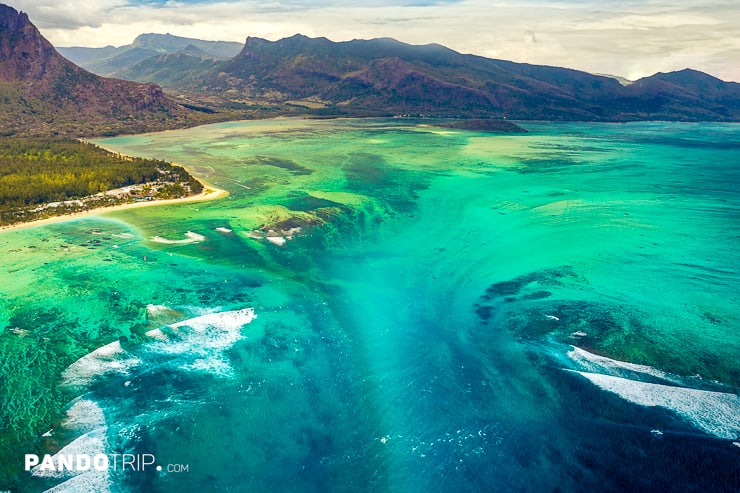 Underwater Waterfall, Mauritius