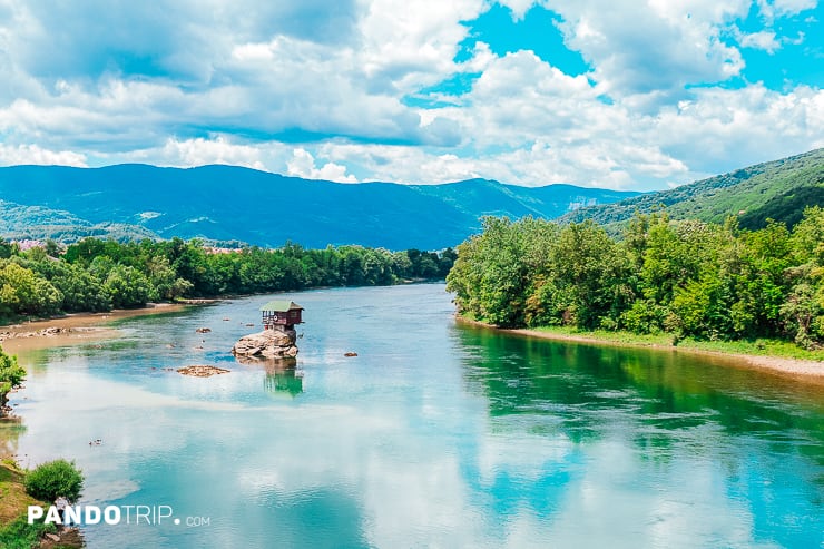 A house in the middle of Drina River