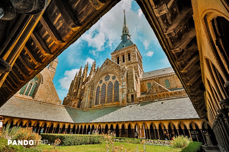 Close view of Mont Saint-Michel