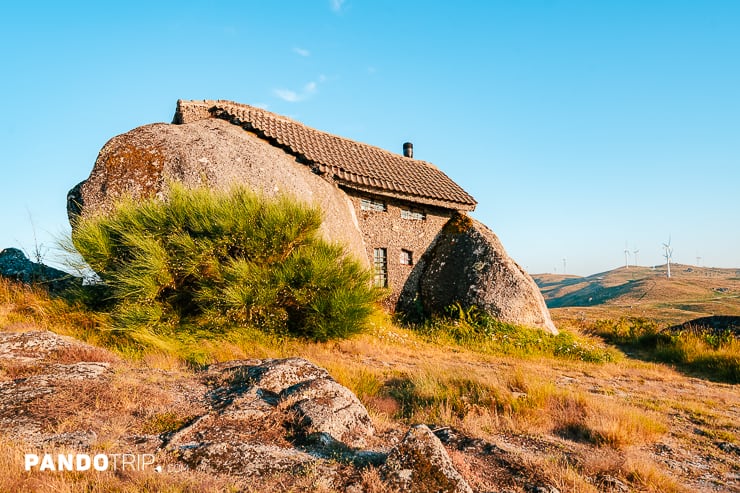 Stone house - Casa do Penedo