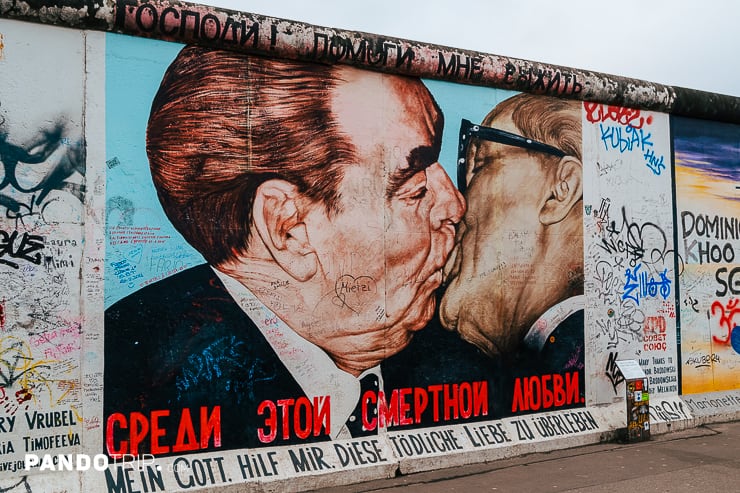 The Kiss, Berlin wall graffiti, East Side Gallery