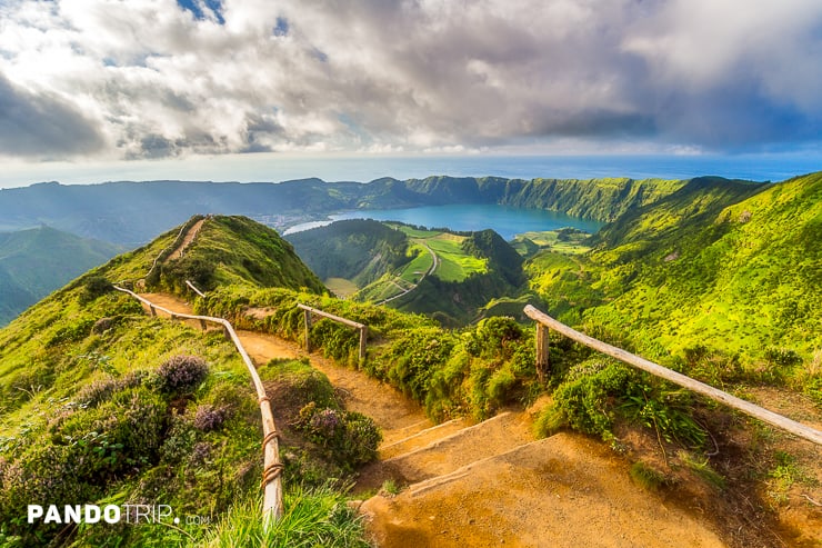 Walking path near Boca do Inferno viewpoint, Sete Cidades