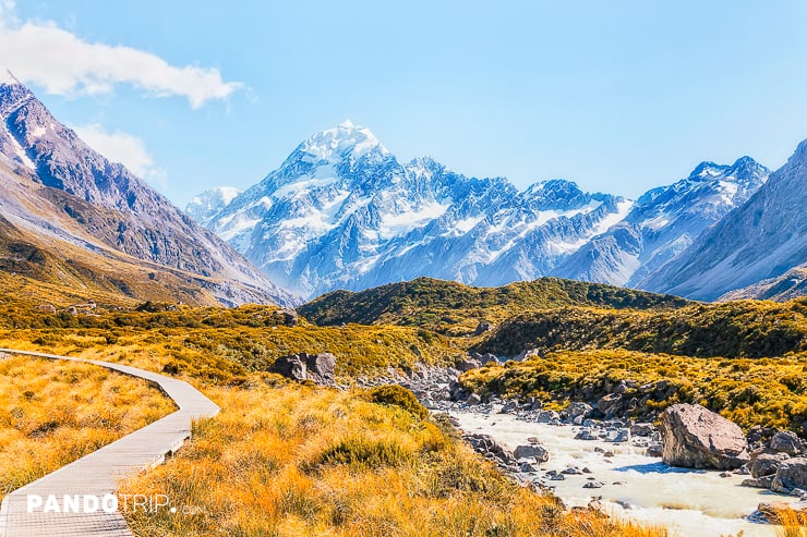 Panorama of Mount Cook from Hooker Valley Track