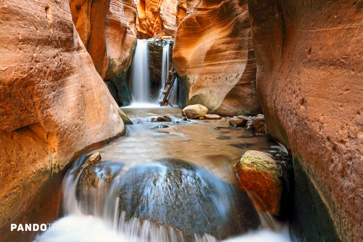 Kanarra Falls in Kanarra Creek Canyon