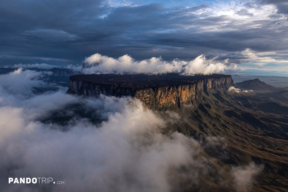 Top 10 Table Top Mountains Around the World